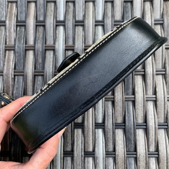 VINTAGE DOONEY & BOURKE Signature Jacquard and Black Leather Wristlet - Picture 6 of 14